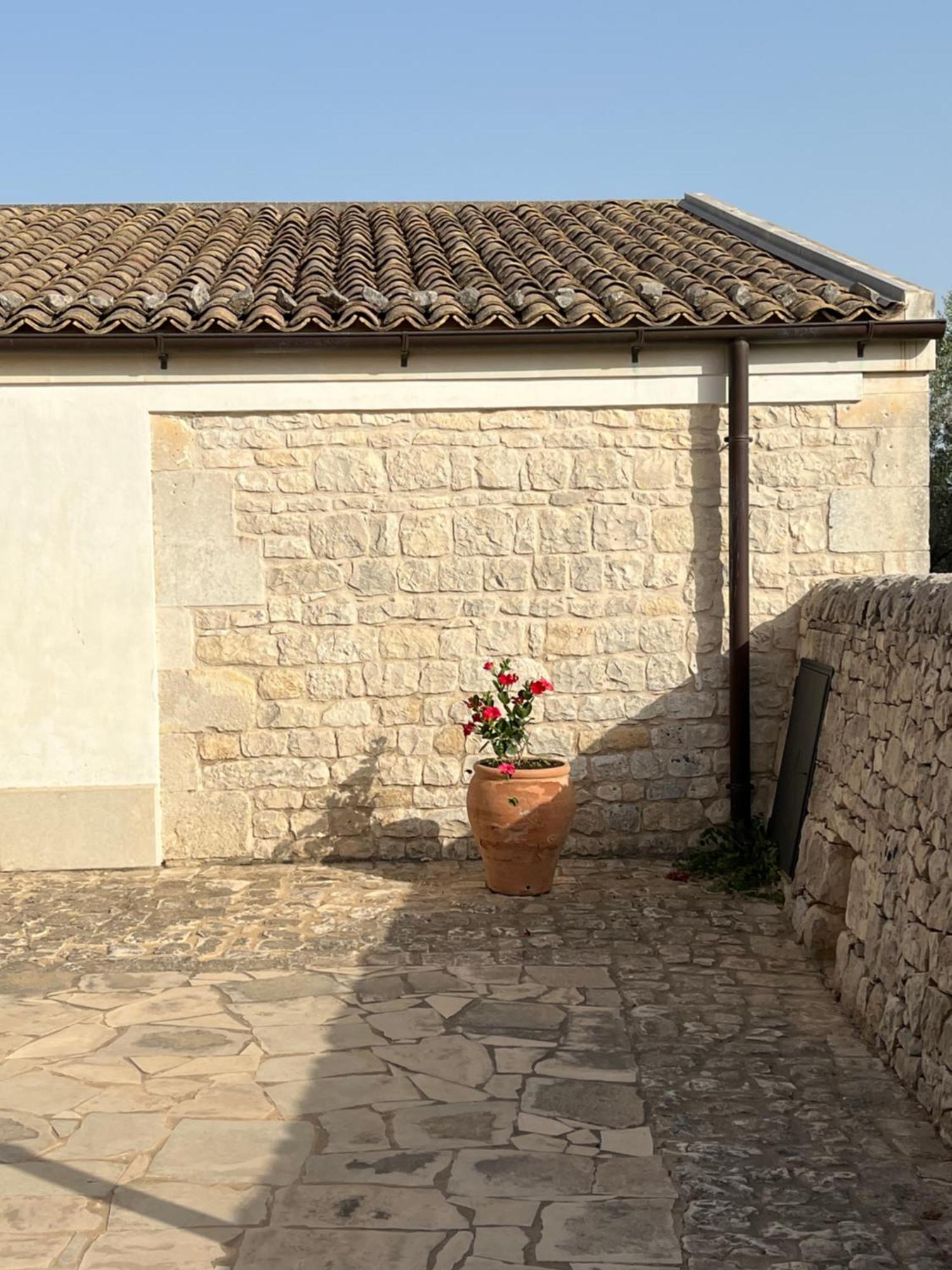 Agriturismobugilfezza Di Tgesd Módica Exterior foto